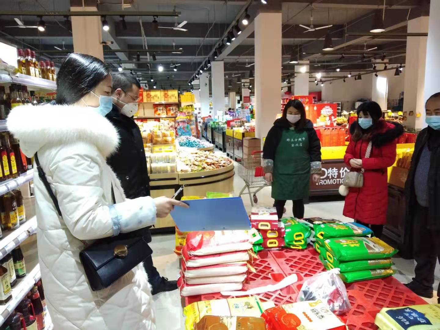 積極做好我縣糧油市場(chǎng)保供穩(wěn)價(jià)工作的調(diào)研與分析